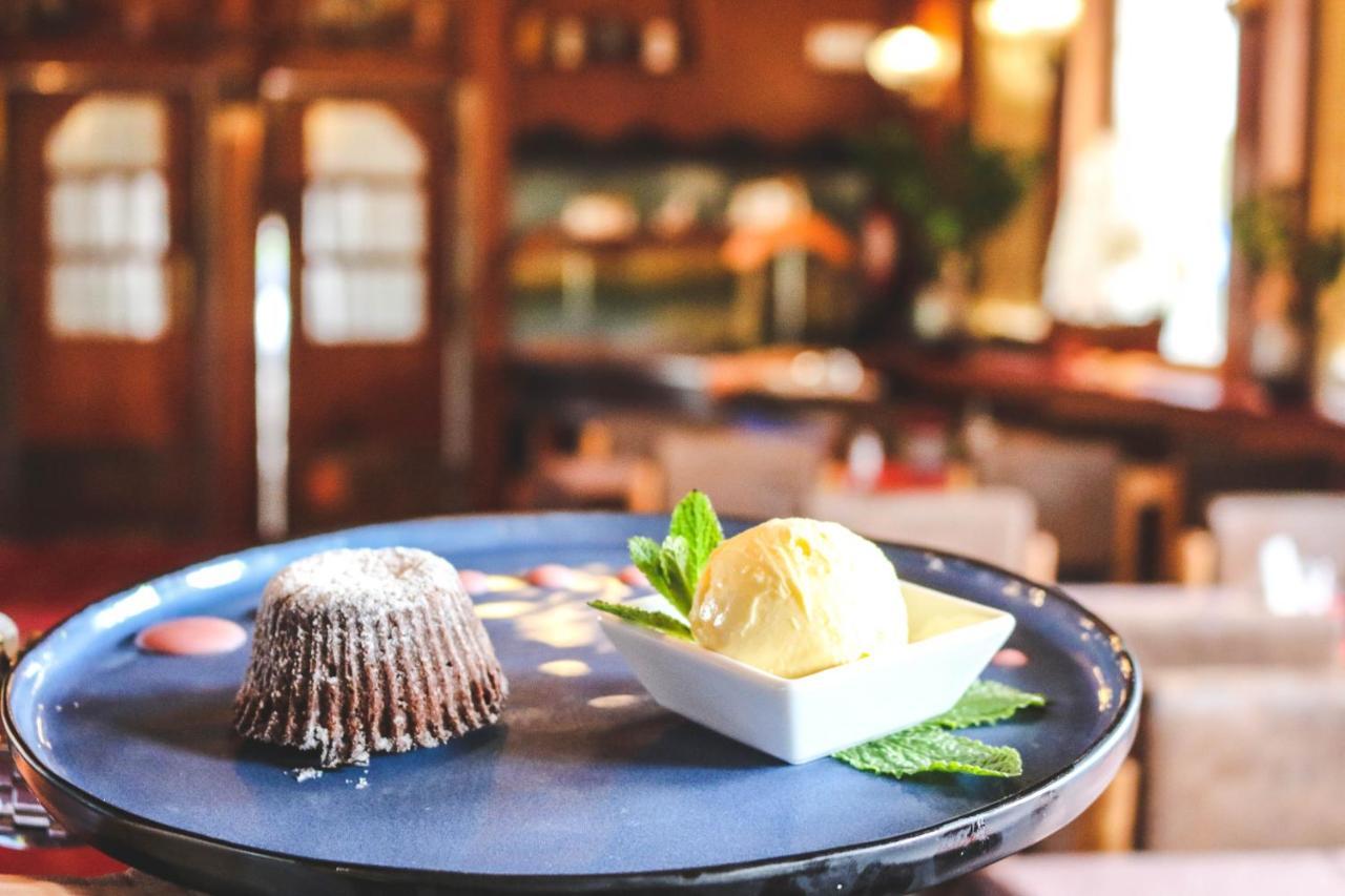 Albatros Hotel na wodzie 3*